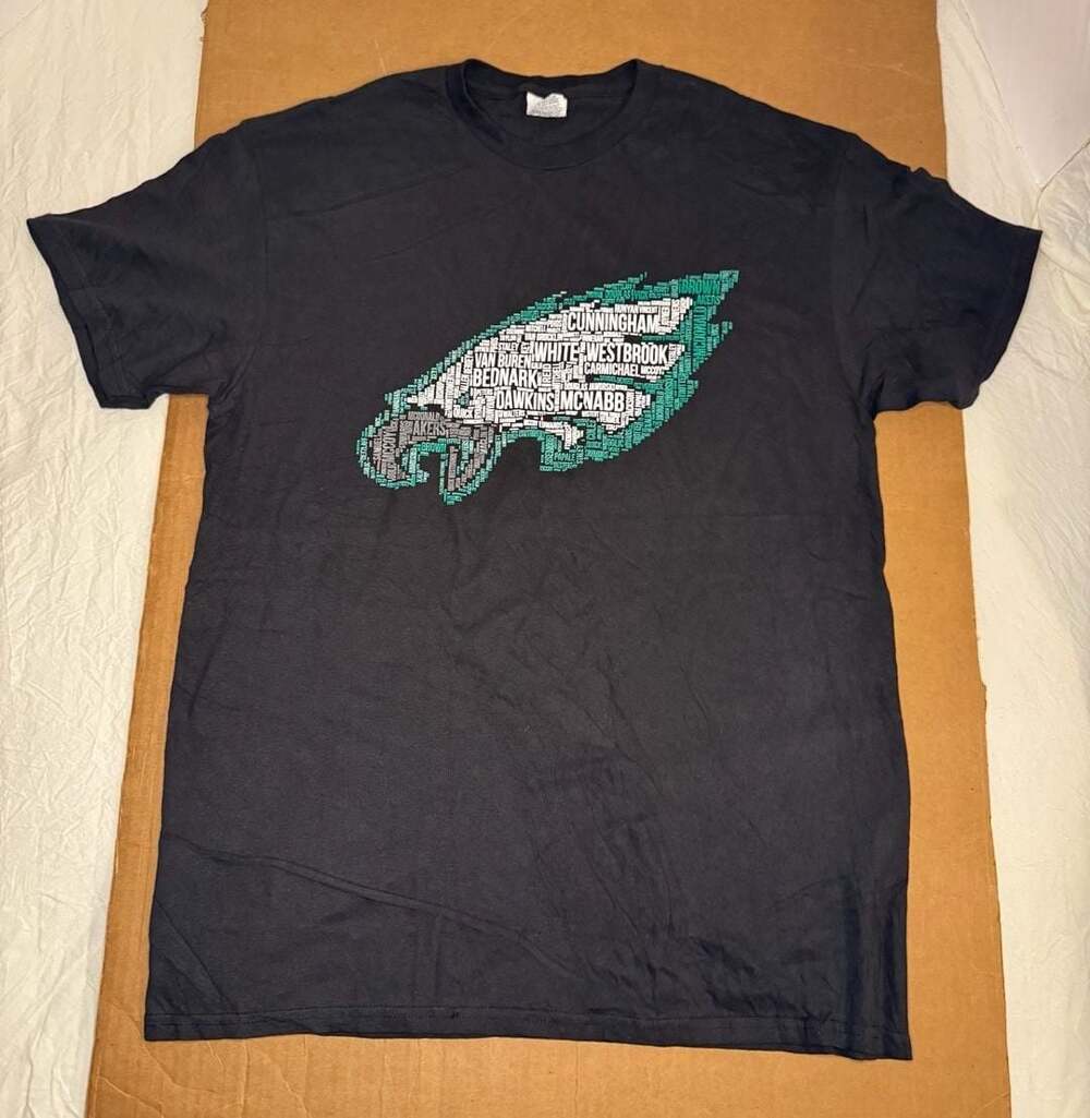 Delta Pro Weight Philadelphia Eagles Wordmark Logo Players Graphic T-Shirt M